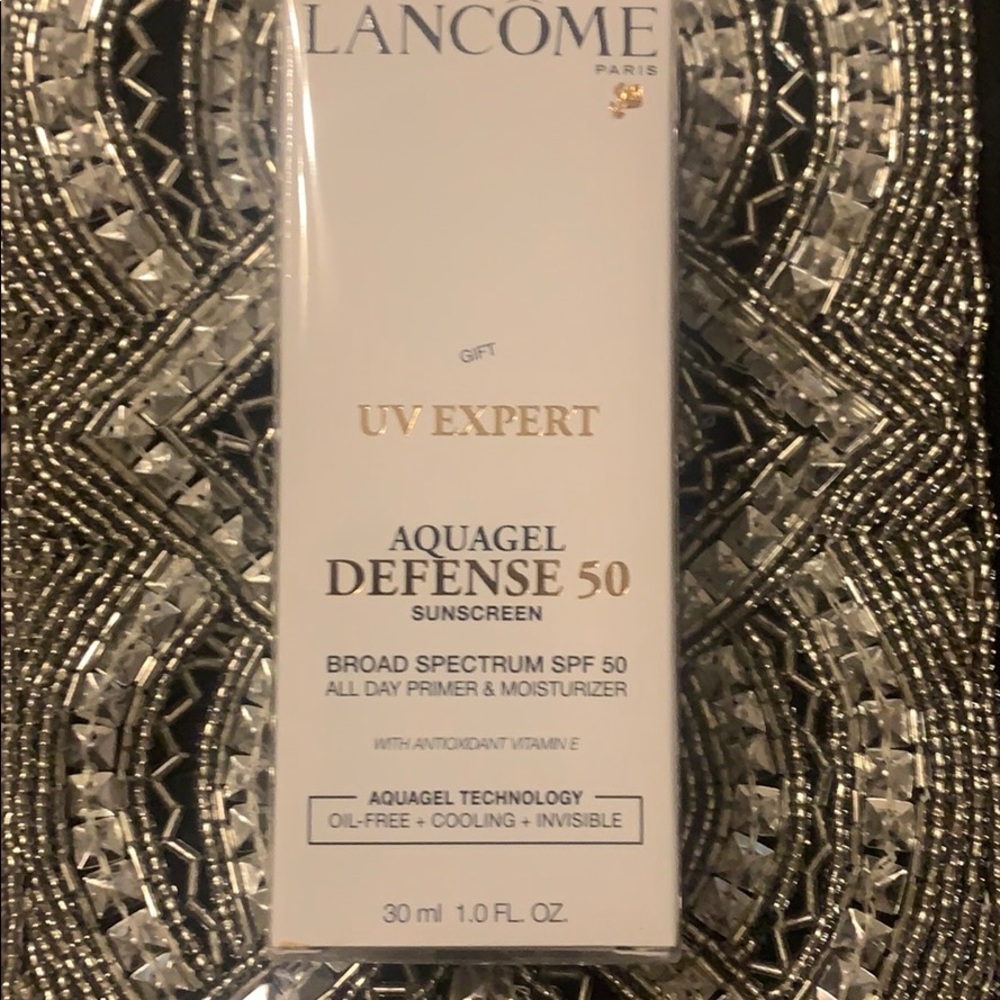 LancômeUVExpert AllDayPrimer andmoisturizer spf 50